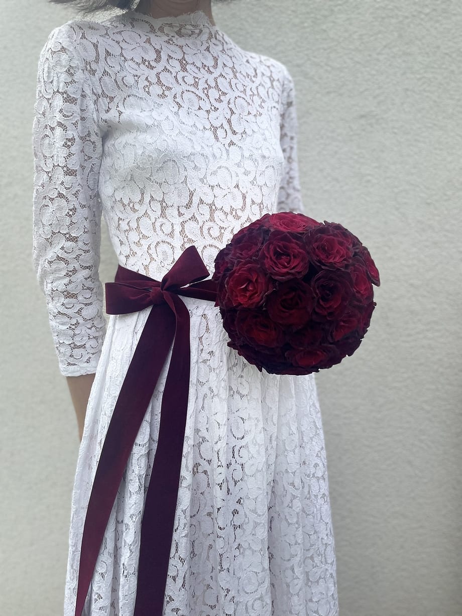 Brautstrauß mit roten Rosen