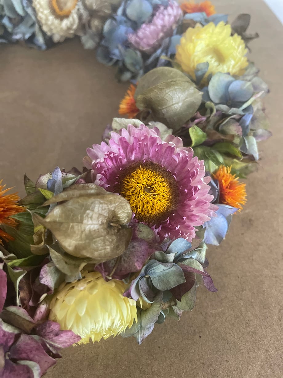 Kranz mit Strohblumen